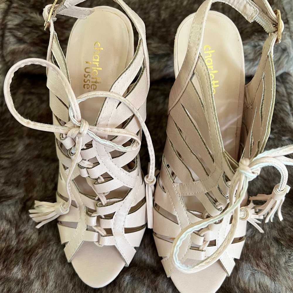 Brand New Charlotte Russe strappy heels sandals Sz 7